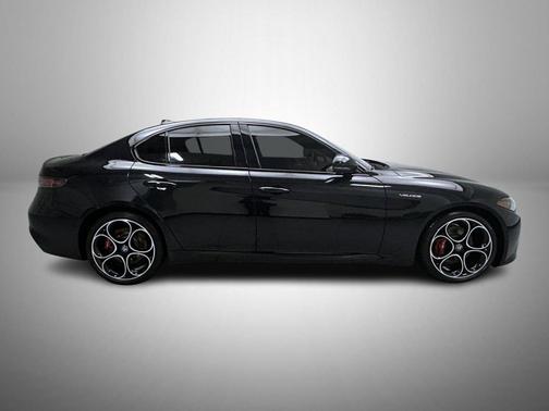 2024 Alfa Romeo Giulia Veloce AWD