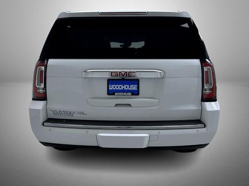 Onyx Black 2019 GMC Yukon XL Denali