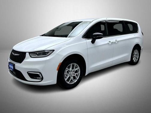 2025 Chrysler Pacifica L