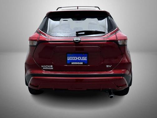 2022 Nissan Kicks SV