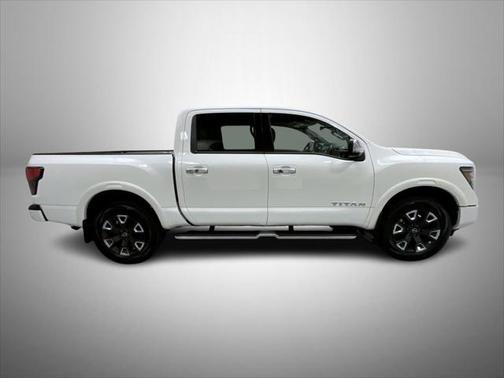 2023 Nissan Titan Platinum Reserve