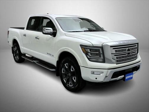 2023 Nissan Titan Platinum Reserve