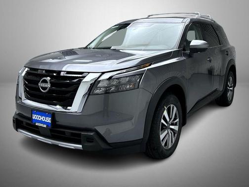 2025 Nissan Pathfinder SL 4WD