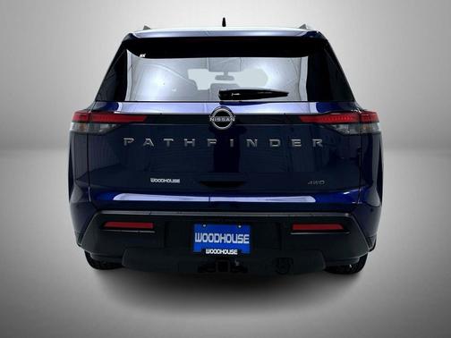 Deep Ocean Blue Pearl 2026 Nissan Pathfinder SV