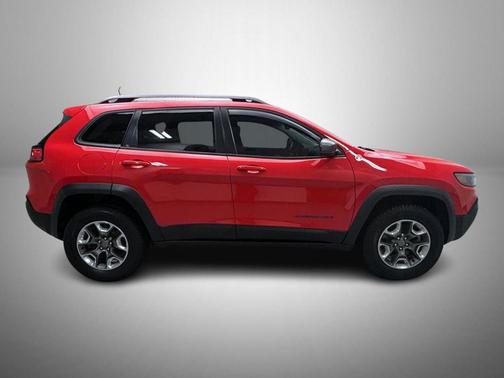 Firecracker Red Clearcoat 2019 Jeep Cherokee Trailhawk