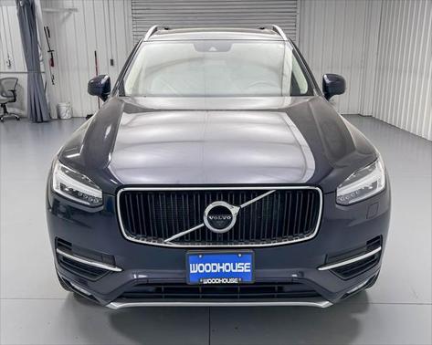 2017 Volvo XC90 T6 Momentum