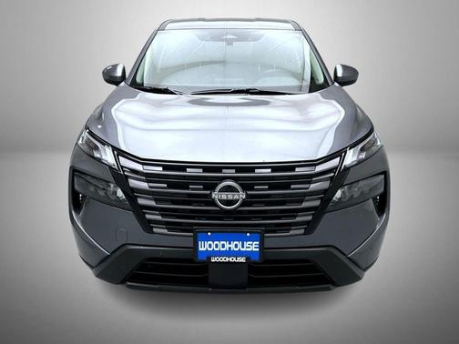 Gun Metallic 2026 Nissan Rogue SV