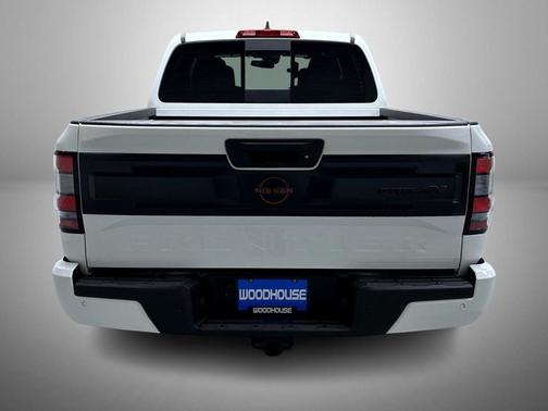 Glacier White 2026 Nissan Frontier PRO-4X