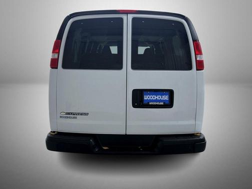 2023 Chevrolet Express 3500 RWD 3500 Regular Wheelbase LS