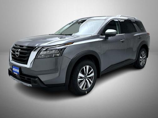 2025 Nissan Pathfinder SL 4WD