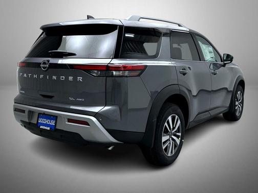 2025 Nissan Pathfinder SL 4WD
