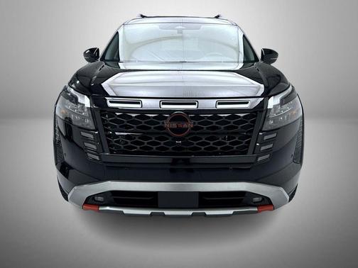 Super Black 2026 Nissan Pathfinder Rock Creek