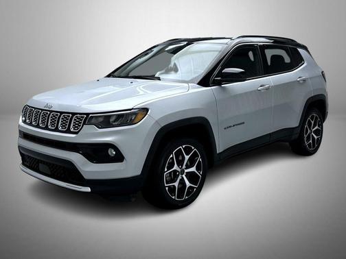 Silver Zynith Metallic Clearcoat 2025 Jeep Compass Limited