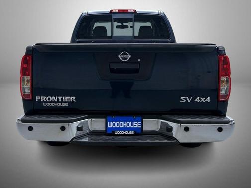 Arctic Blue Metallic 2016 Nissan Frontier SV