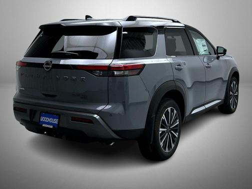 Boulder Gray/Super Black 2026 Nissan Pathfinder Platinum