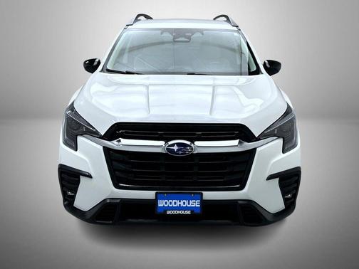 Crystal White Pearl 2024 Subaru Ascent Limited 8-Passenger