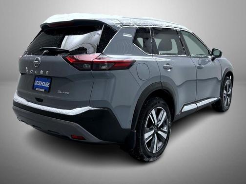 2022 Nissan Rogue SL