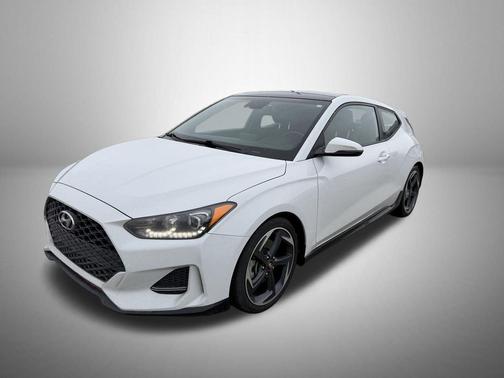 2020 Hyundai Veloster Base