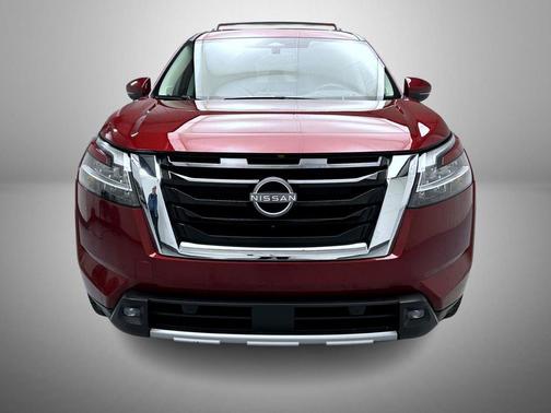2022 Nissan Pathfinder Platinum 4WD