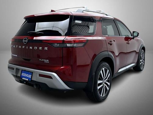2022 Nissan Pathfinder Platinum 4WD
