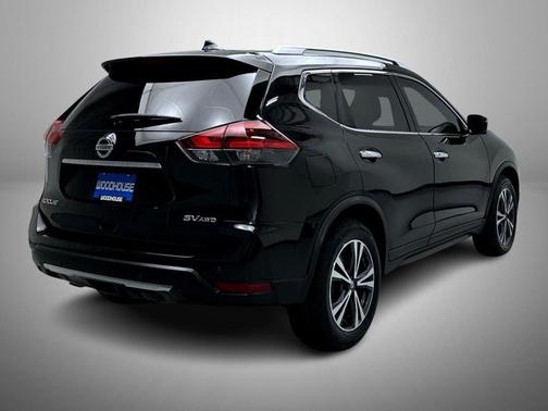 Magnetic Black Pearl 2019 Nissan Rogue SV