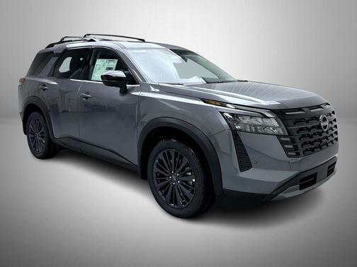 Gun Metallic 2026 Nissan Pathfinder SL