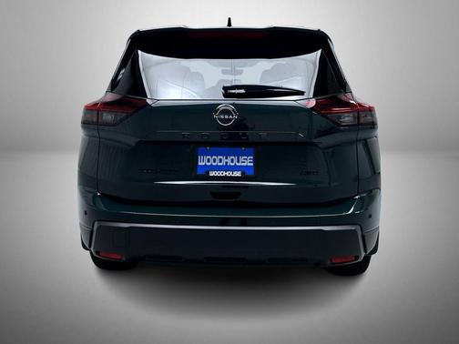 Obsidian Green 2026 Nissan Rogue Dark Armor