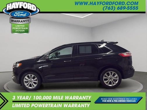 2022 Ford Edge Titanium
