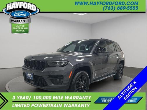 2025 Jeep Grand Cherokee Laredo