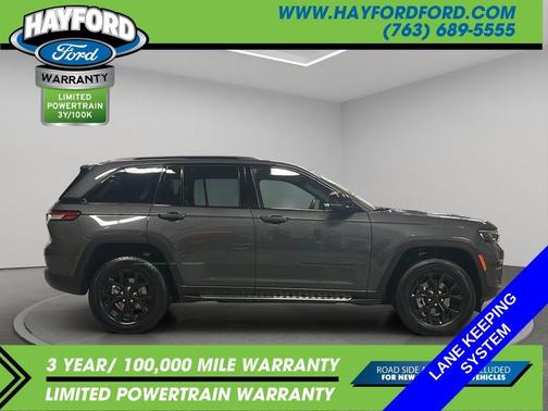 2025 Jeep Grand Cherokee Laredo