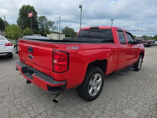RED 2016 Chevrolet Silverado 1500 2LT