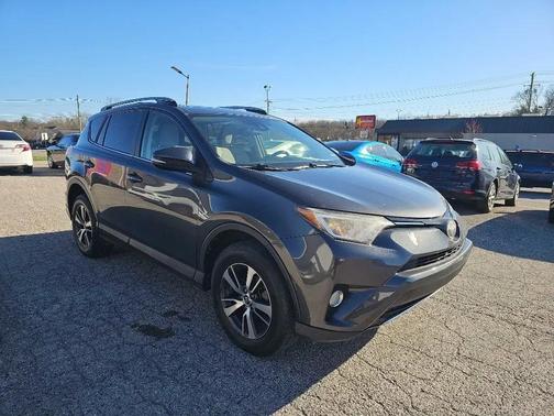 Magnetic Gray Metallic 2018 Toyota RAV4 XLE