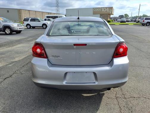 2013 Dodge Avenger SE