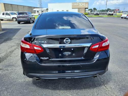 2016 Nissan Altima 2.5 SR