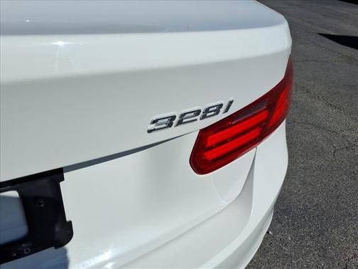 2014 BMW 328 328i Sedan