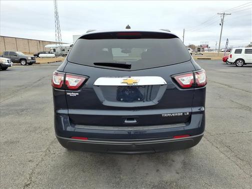 2016 Chevrolet Traverse LS