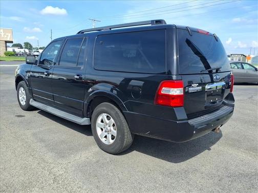 Tuxedo Black Metallic 2010 Ford Expedition EL XLT