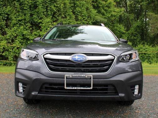 2022 Subaru Outback Base (CVT)