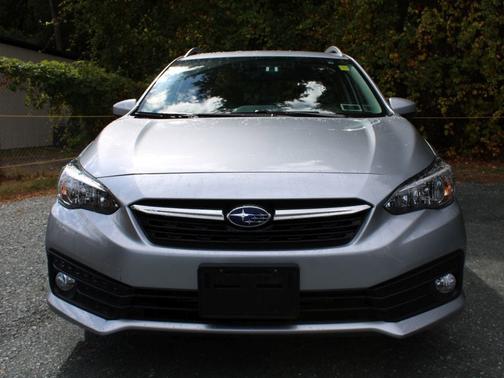 2023 Subaru Impreza Premium
