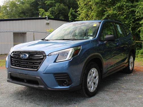 2022 Subaru Forester Base (CVT)