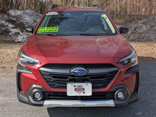 Crimson Red Pearl 2025 Subaru Outback Limited