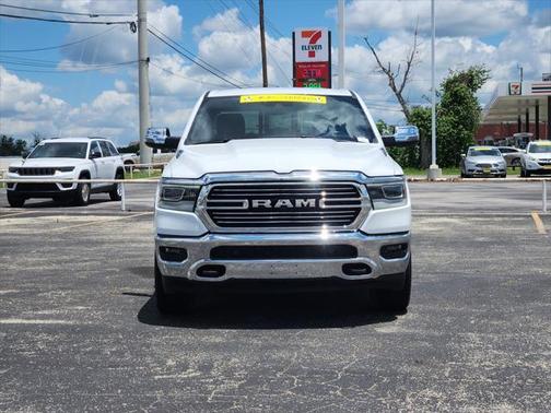 2023 RAM 1500 Laramie Crew Cab 4x4 57' Box