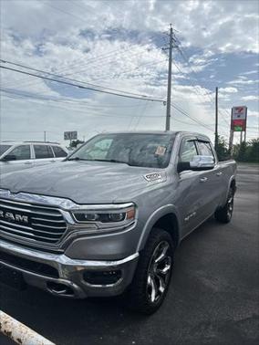 2019 RAM 1500 Longhorn Crew Cab 4x4 64' Box
