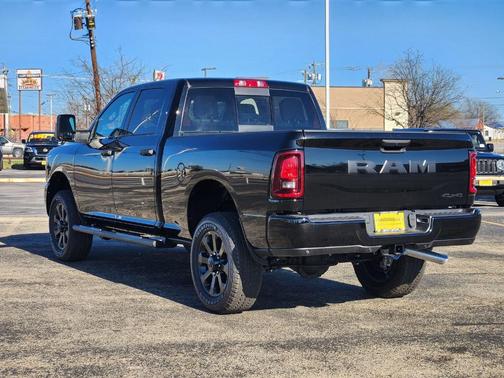 Diamond Black 2026 RAM 2500 Tradesman