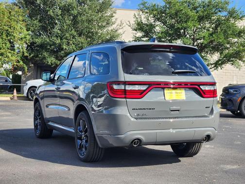 Destroyer Gray Clearcoat 2026 Dodge Durango GT