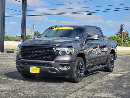 2022 RAM 1500 Lone Star Crew Cab 4x2 57' Box