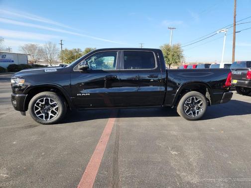 Diamond Black 2026 RAM 1500 Laramie