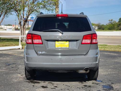 Destroyer Gray Clearcoat 2020 Dodge Journey SE Value