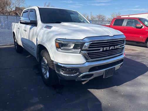 2022 RAM 1500 Laramie Crew Cab 4x4 57' Box