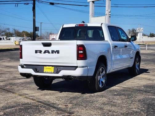 Bright White Clearcoat 2026 RAM 1500 Express